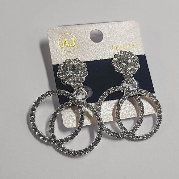 AJ Collection Clip On Earrings Silver Tone Rhinestone Circles - Picture 2 of 3